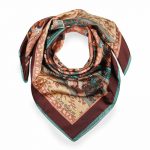 satek-z-hedvabí-v-hnede-barve