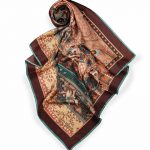 satek-z-hedvabí-v-hnede-barve